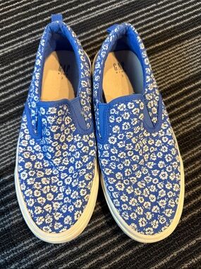 GAP Kids Blue Floral Slip-On Sneakers